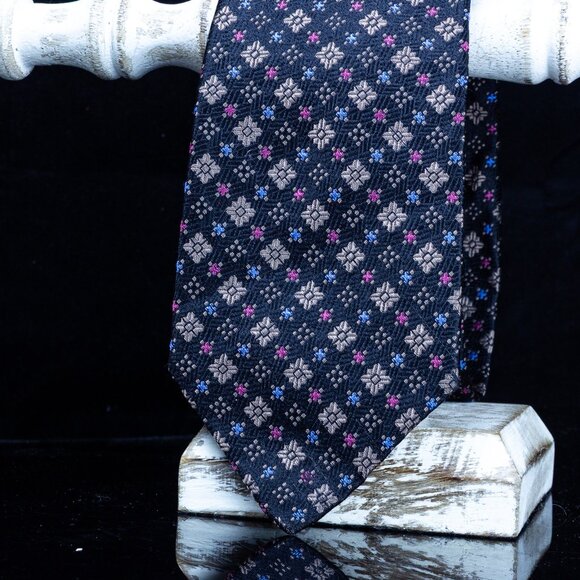 Vintage Yves Saint Laurent Silk Floral Pattern Tie - Picture 4 of 7